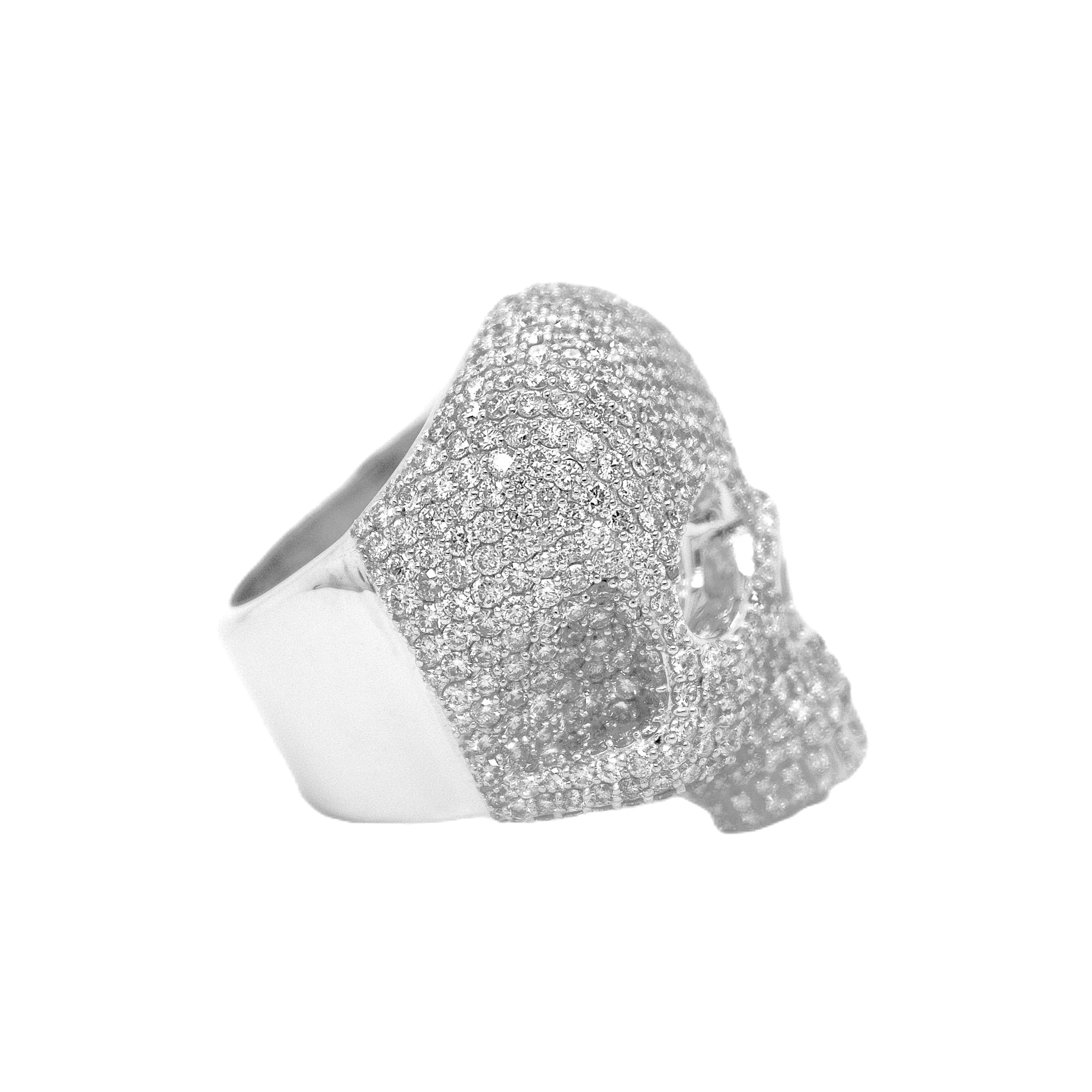 10K White Gold 3D Skull Ring 8.10 CT 1.28"