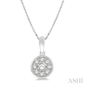 1/3 Ctw Round Cut Diamond Cluster Circular Pendant With Chain in 14K White Gold