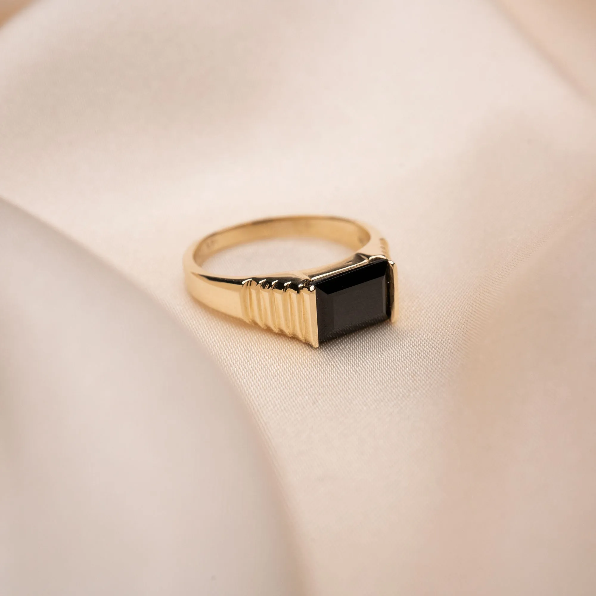 14k Black Onyx Pyramid Ring