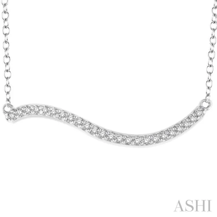 1/6 Ctw Wave Round Cut Diamond Pendant With Link Chain in 10K White Gold