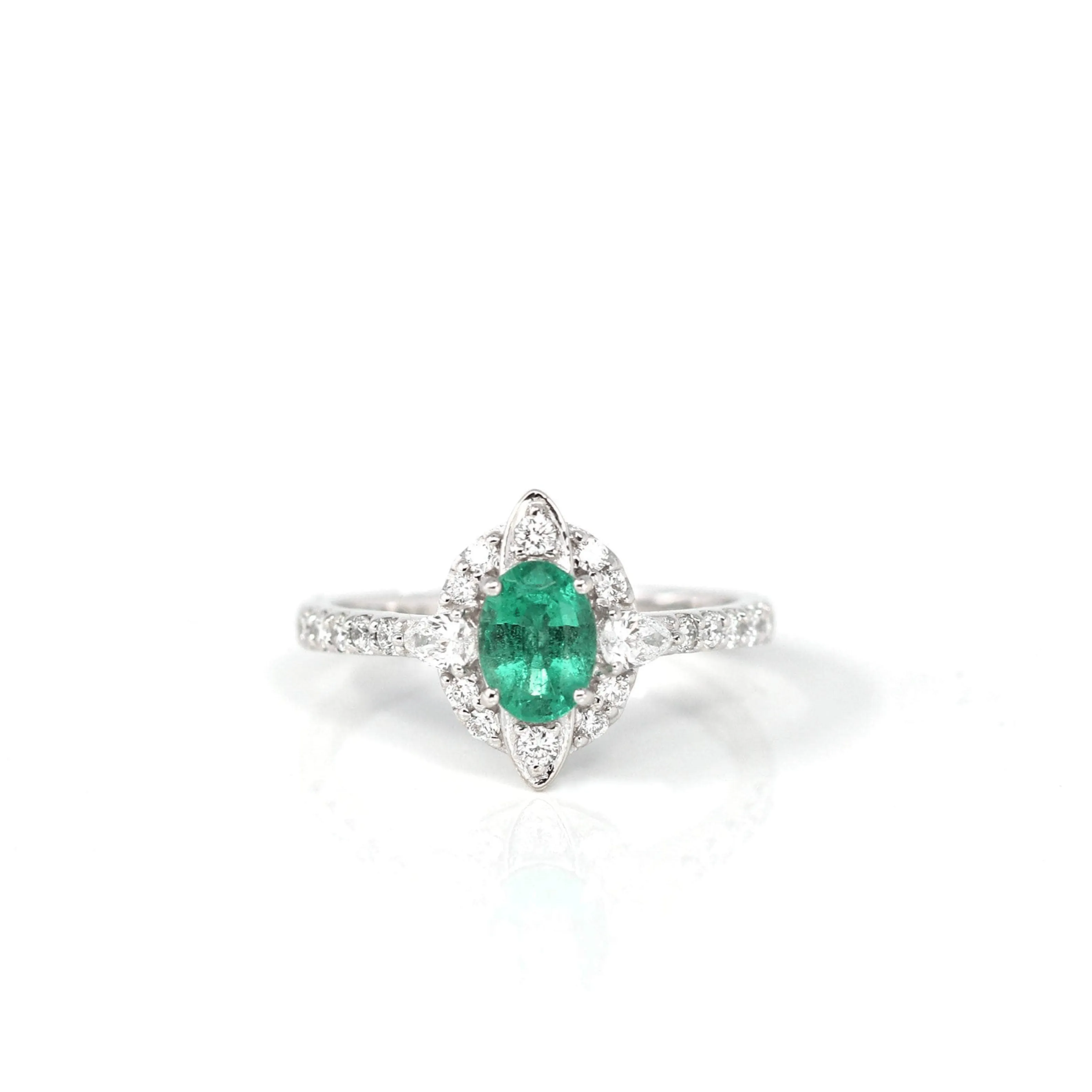 18k White Gold Natural Emerald Ring with Diamonds