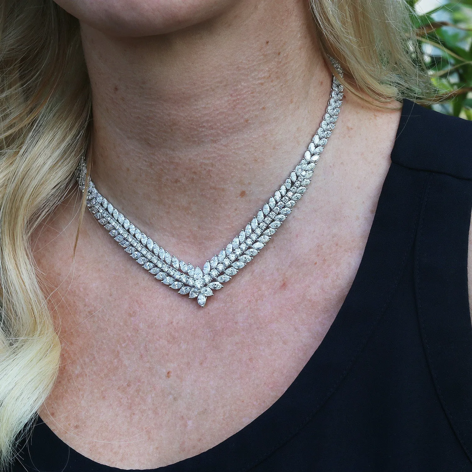 34.13ctw Diamond V-Shaped Statement Necklace in Platinum