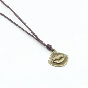 Alloy Bronze Cute Hat Lip Small Pendants Necklace Ladies Gift Hot Necklace Jewelry For Women