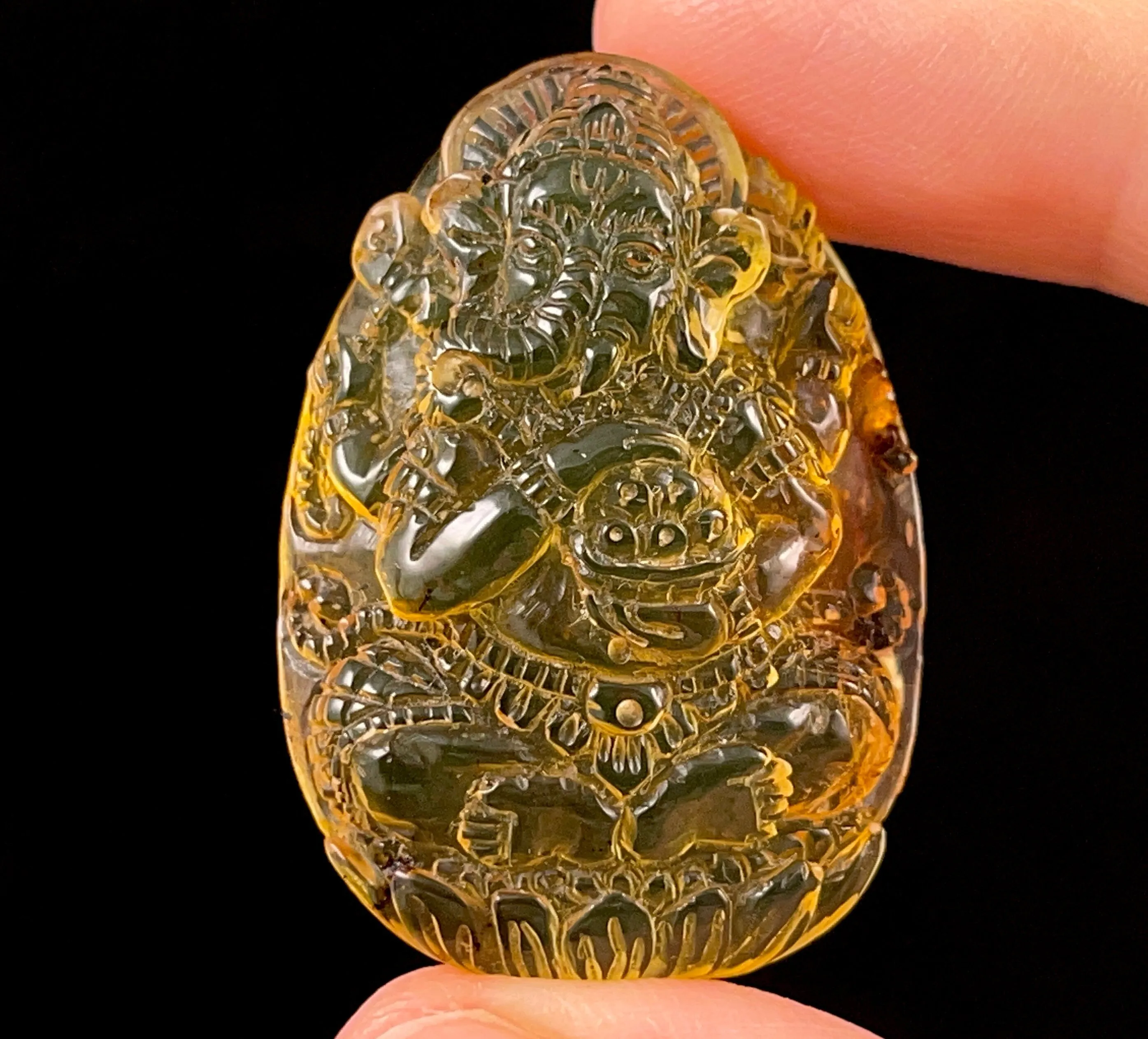 AMBER Crystal Ganesha - Crystal Carving, Housewarming Gift, Home Decor, Healing Crystals and Stones, 52689