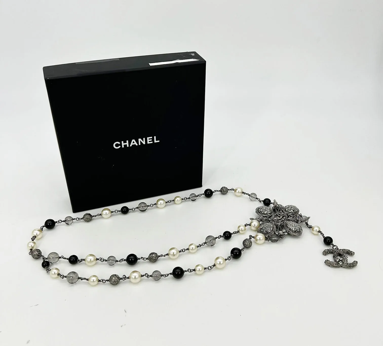 Chanel Beaded Marble Flower Belt Necklace