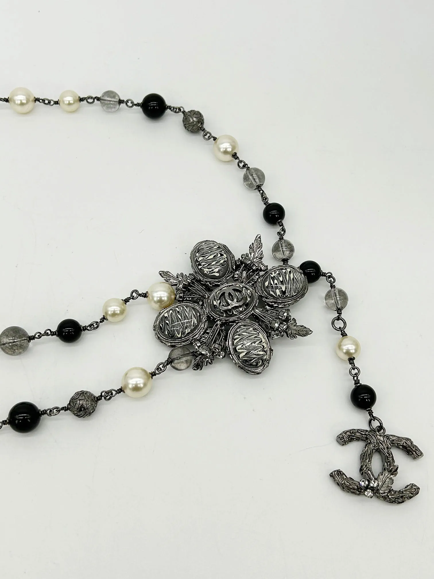 Chanel Beaded Marble Flower Belt Necklace