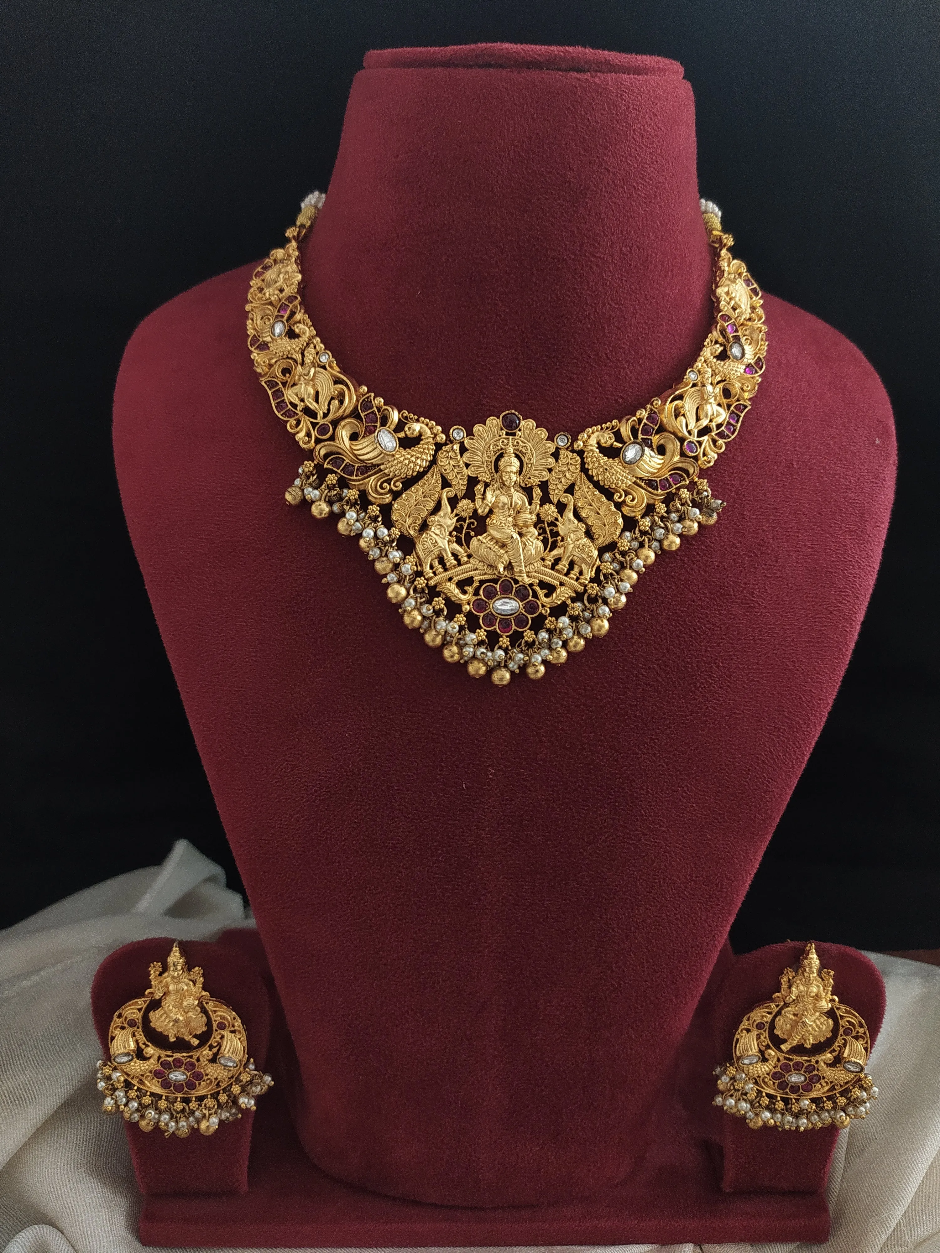 Elegant Goddess Sarasvati Temple Necklace Set