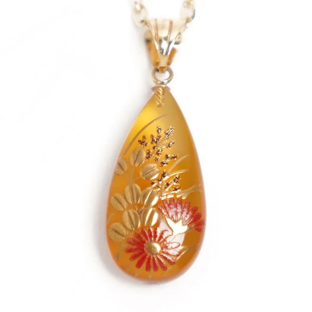 Maki-e Urushi Lacquer Pendant Necklace - White Tortoiseshell / Autumn Flower -, Traditional Japanese Urushi Lacquer Jewelry