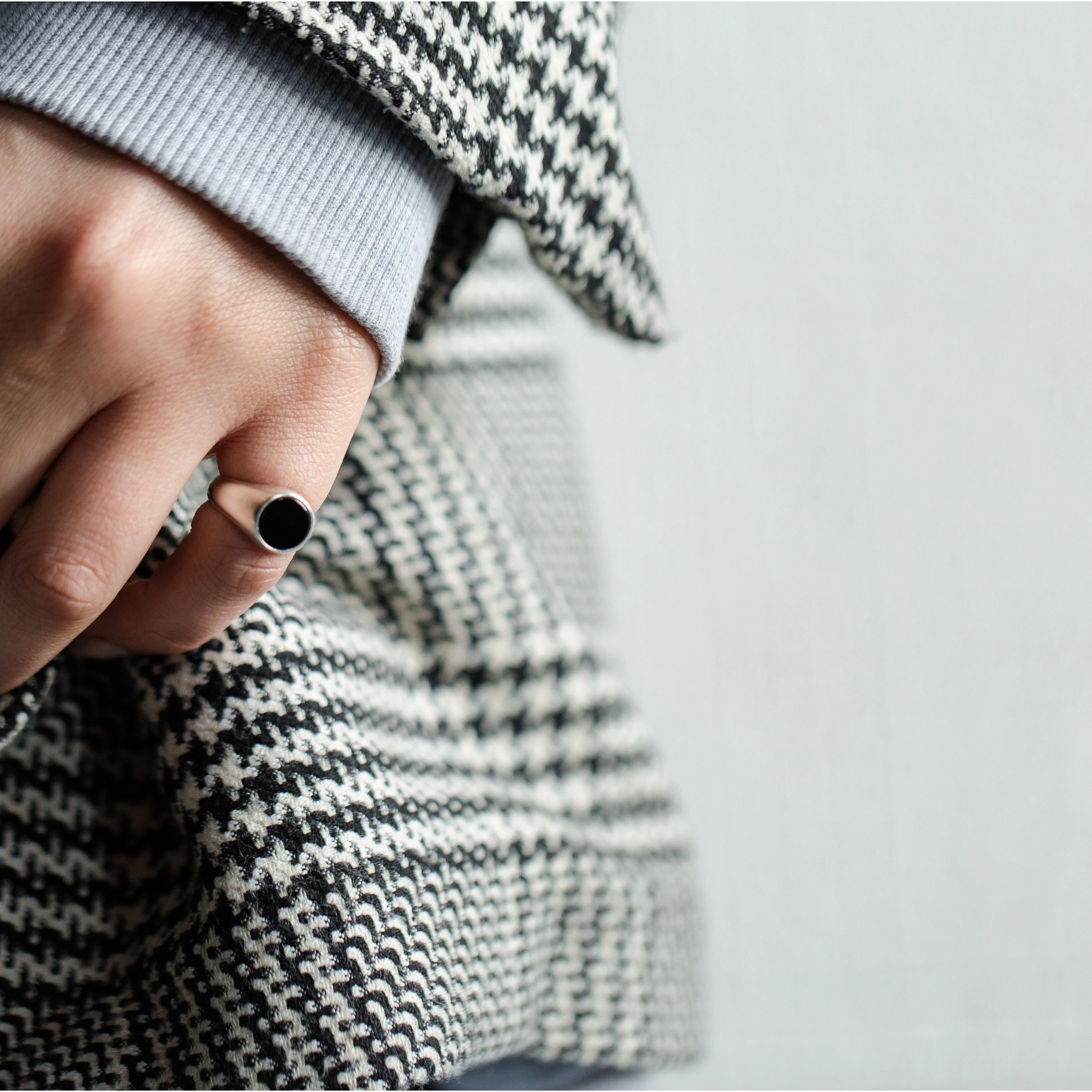 'Olinda' Black Onyx Signet Ring