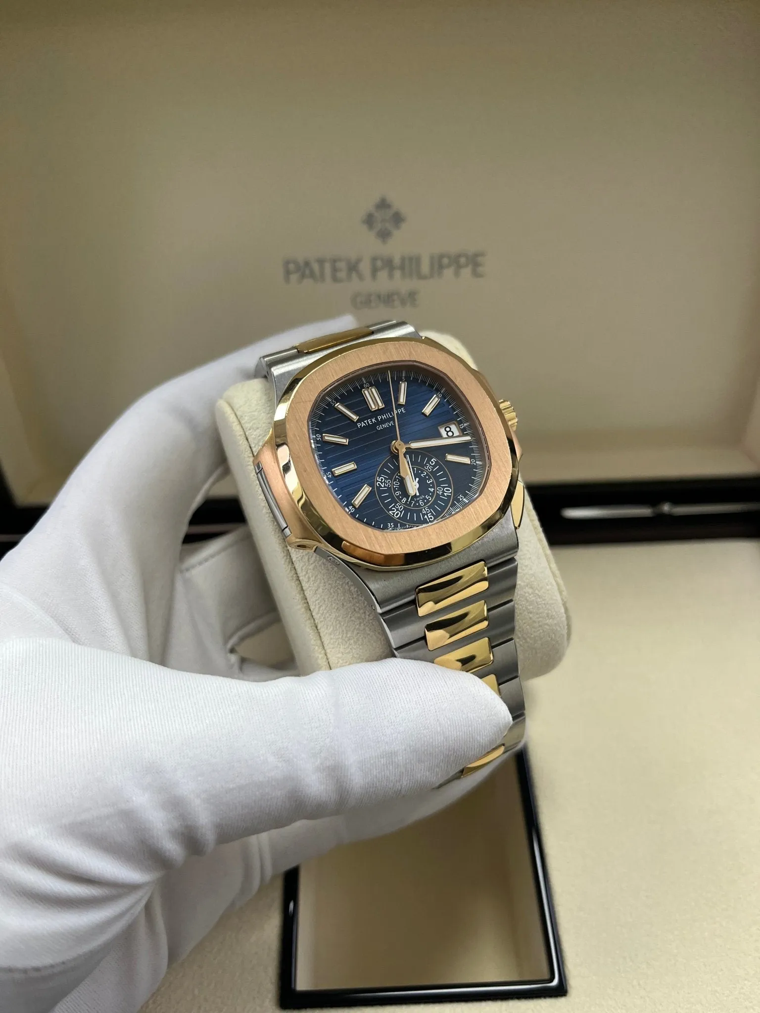 Patek Philippe Nautilus 40.5mm Two Tone Blue Gradient Dial (Ref # 5980/1AR-001)