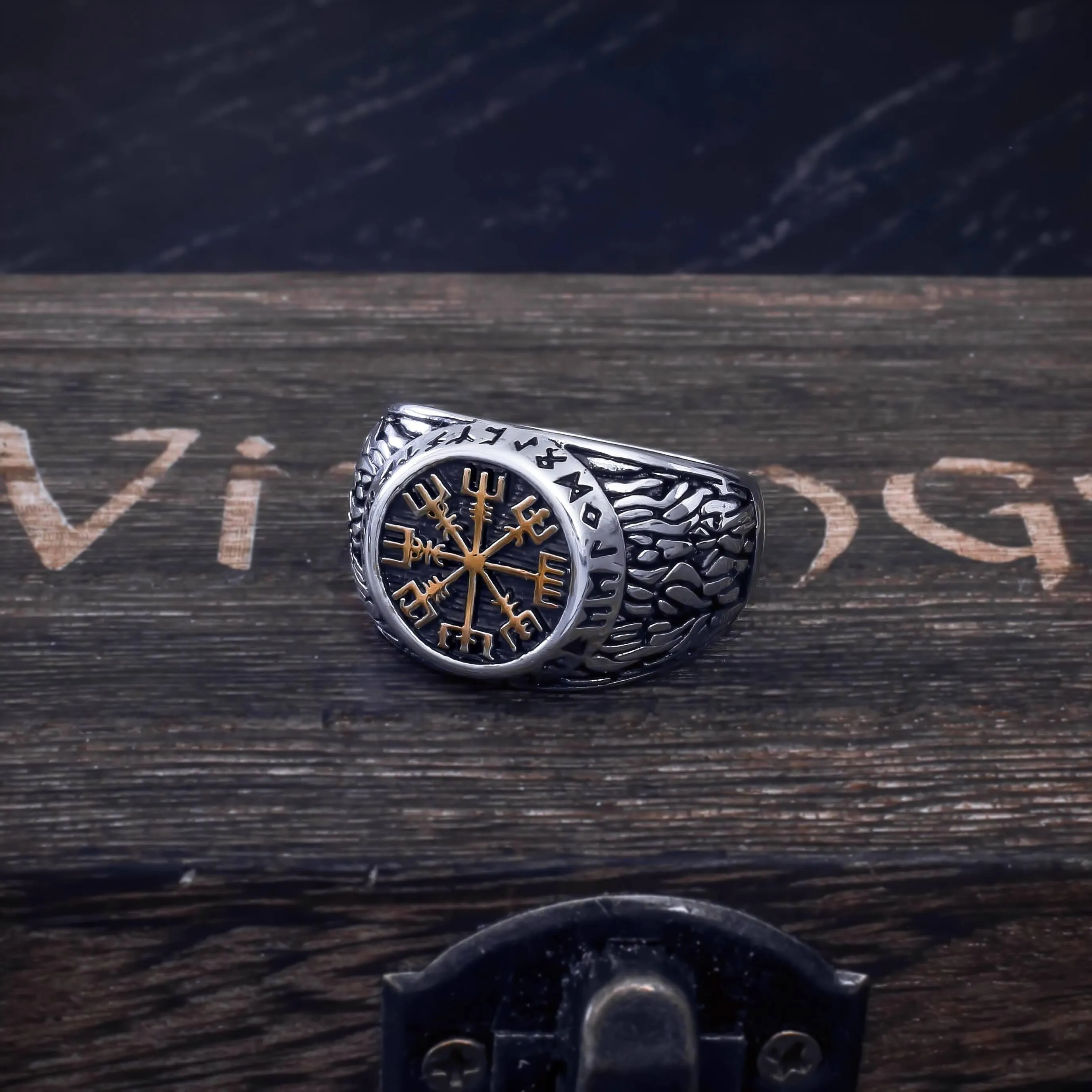 Vegvisir Runed Ring - Stainless Steel